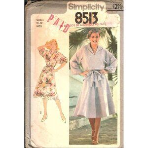 Simplicity 8513 Misses 10 to 12 Pullover Dress Vintage Uncut Sewing Pattern